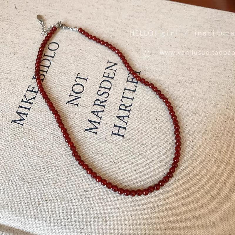 Pomegranate Ripe Festive Red Necklace Women'S Stacked Collarbone Chain High-End Light Luxury Niche Accessories Sweater Chain