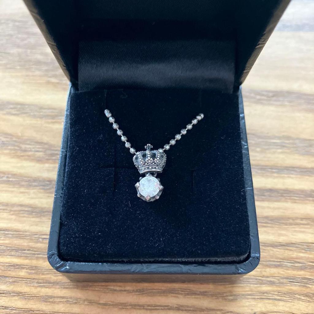 Used Justin Davis Crown Necklace Silver