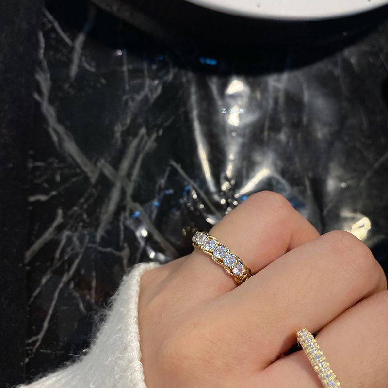 Korean Zircon Ring: Niche, Fashionable, Adjustable Luxury for Women