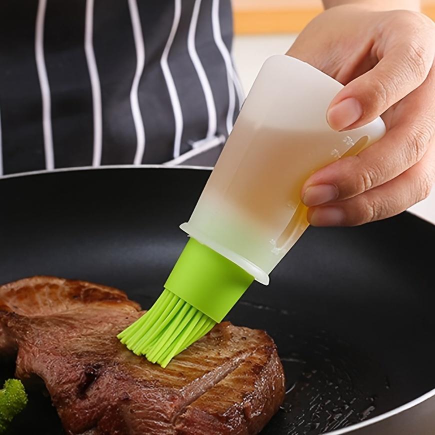 1PC Silicone Oil Bottle Brush with Lid, Silicone Barbecue Sweep with Scale, Cake Baking Tool Oil Bottle Sweep