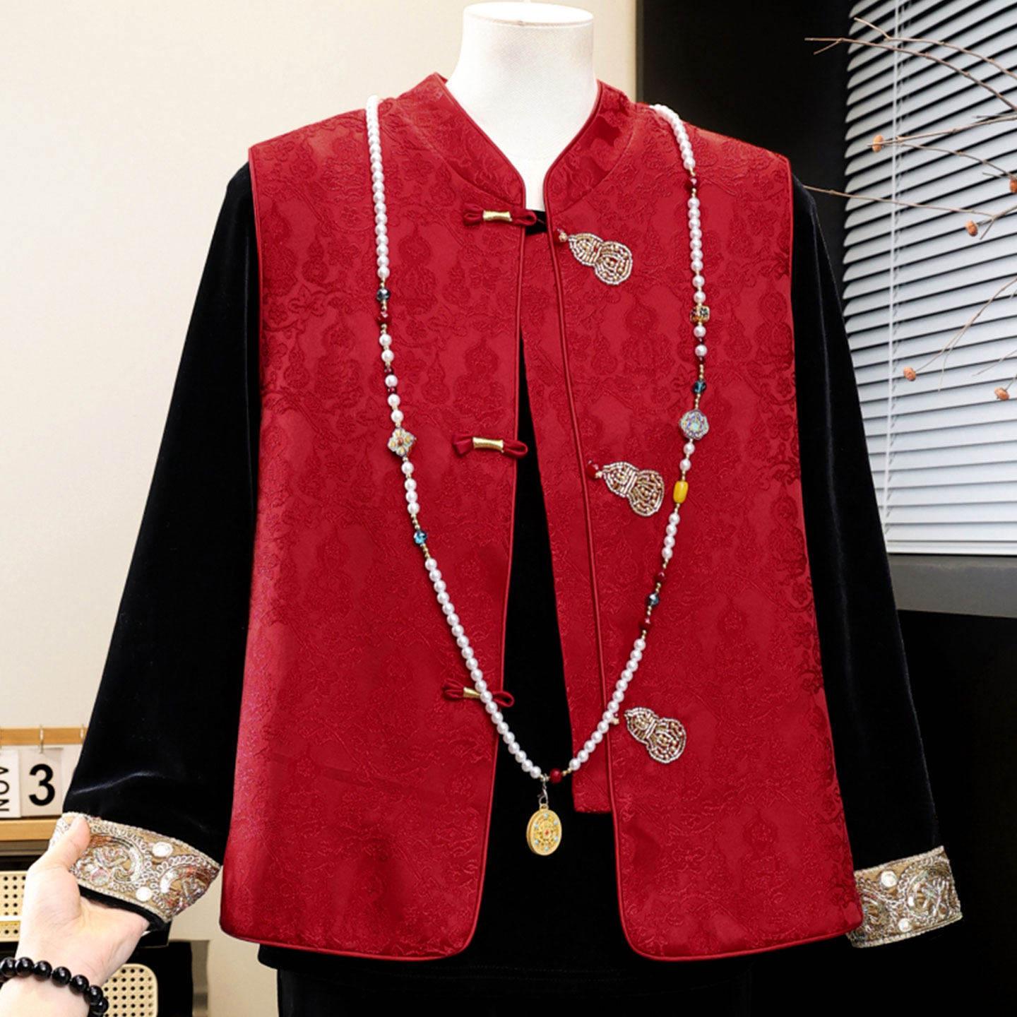 

Spring Gold Velvet Jacket and Jacquard Vest Set for Mom and Mother-in-Law 4XL (135-150 catties)
