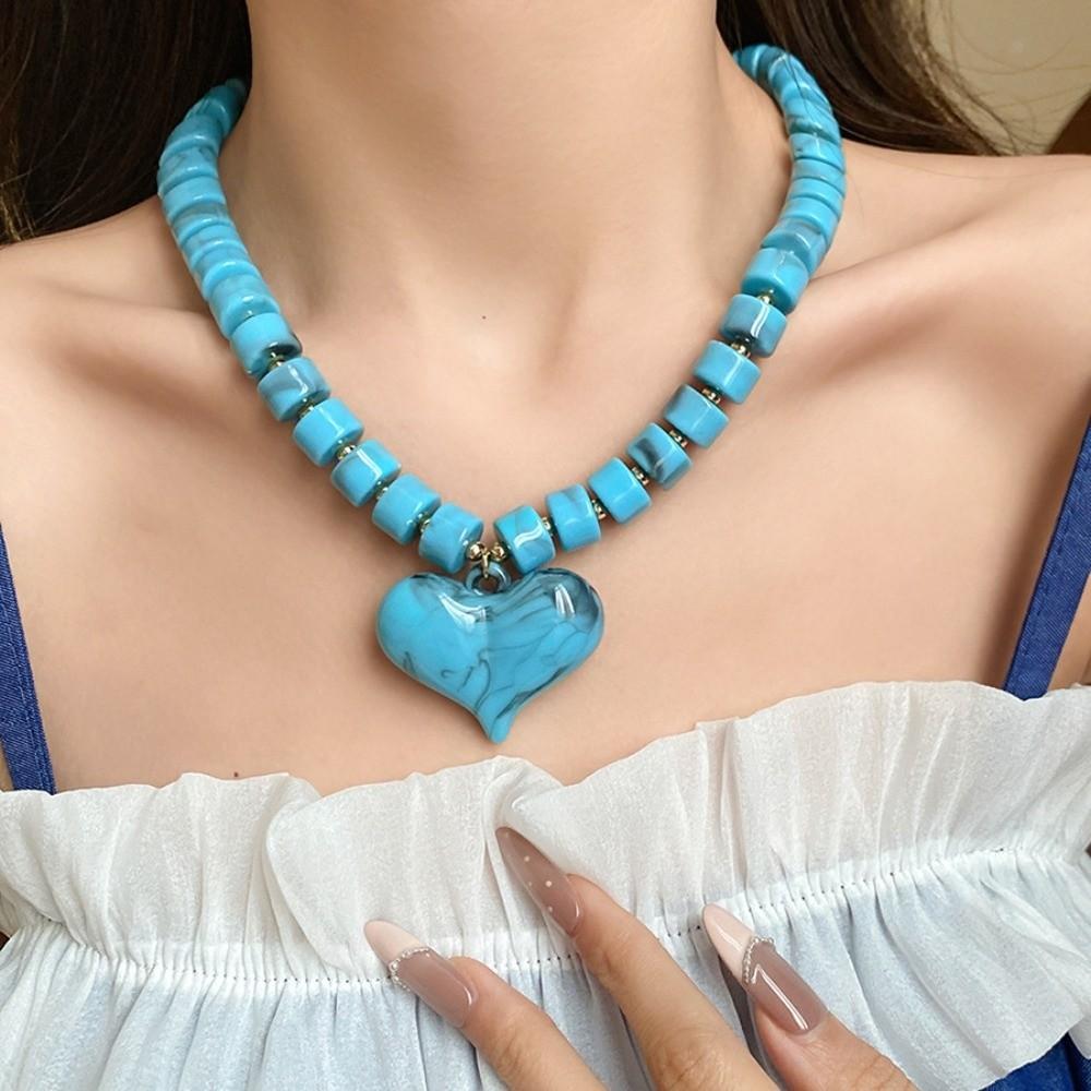 Acrylic Acrylic Love Heart Necklace Choker Sweater Chain Women Clavicle Necklace Beach