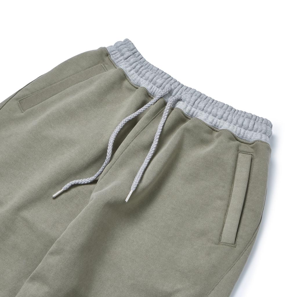 Gameoncheupaeb Star Applique Sweatpants (Khaki)