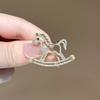 Elegant Pearl Brooch - High-End Minimalist Clothing Accessory