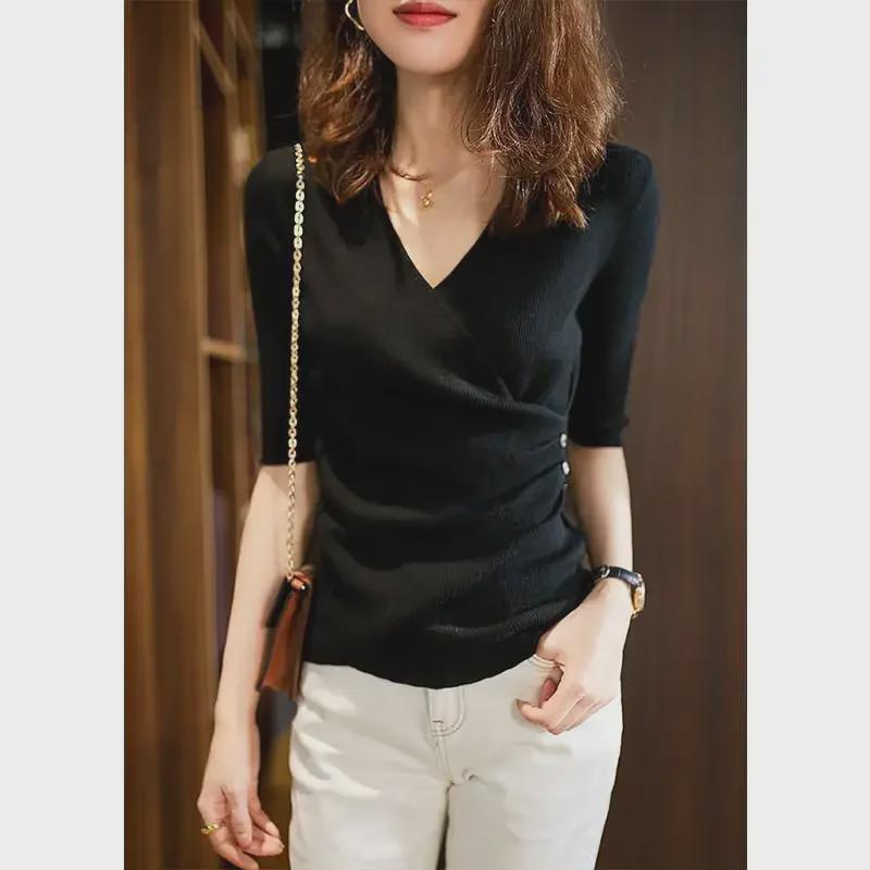 2025 Spring/Summer Women's V-Neck Irregular Knit Sweaters: Slim Fit, Fashionable European Short-Sleeved Tops