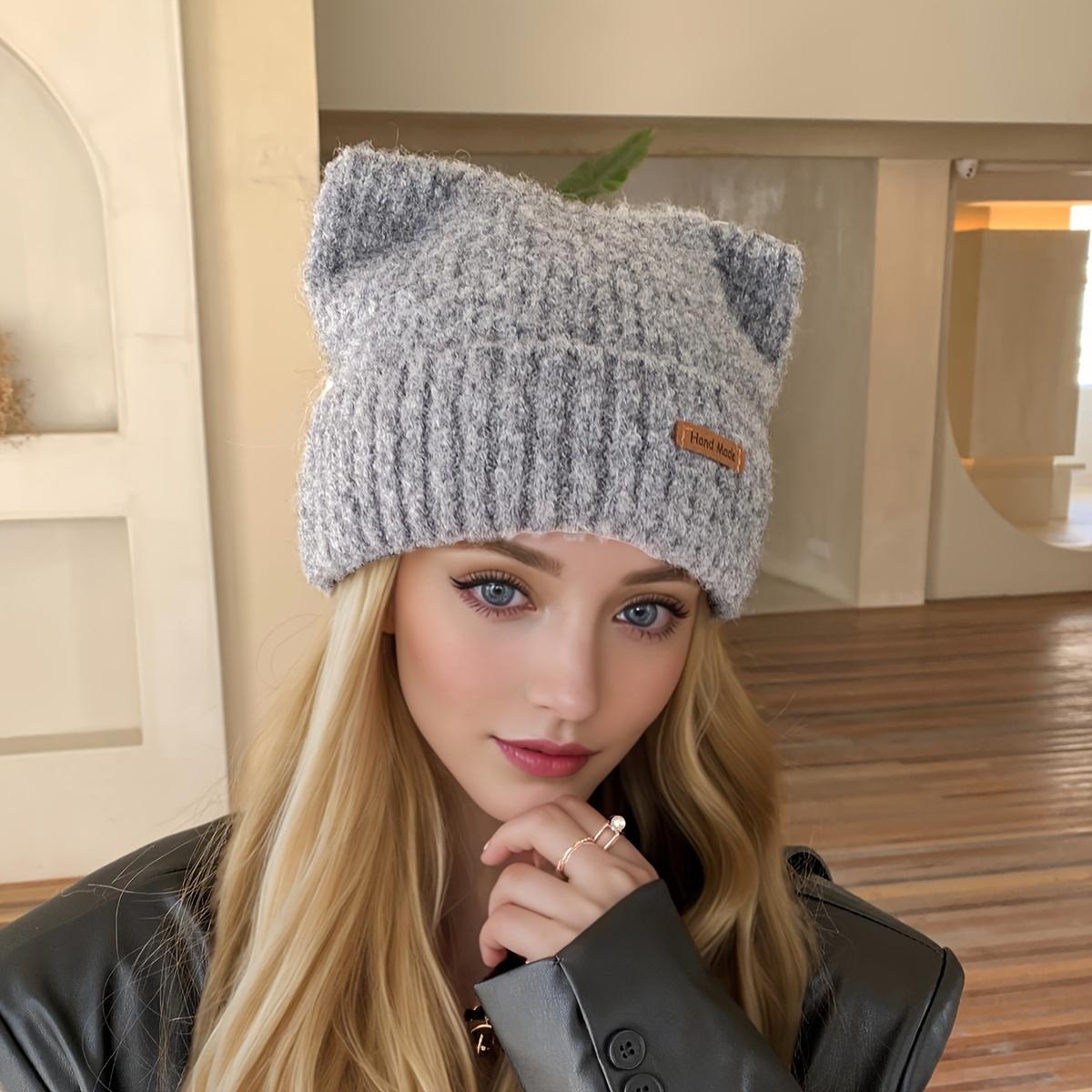 

1 шт. шикарная кожаная шапка-бини с ушками - женские вязаные аксессуары для путешествий на свежем воздухе - утолщенная теплая однотонная повседневная шапка для зимы серый