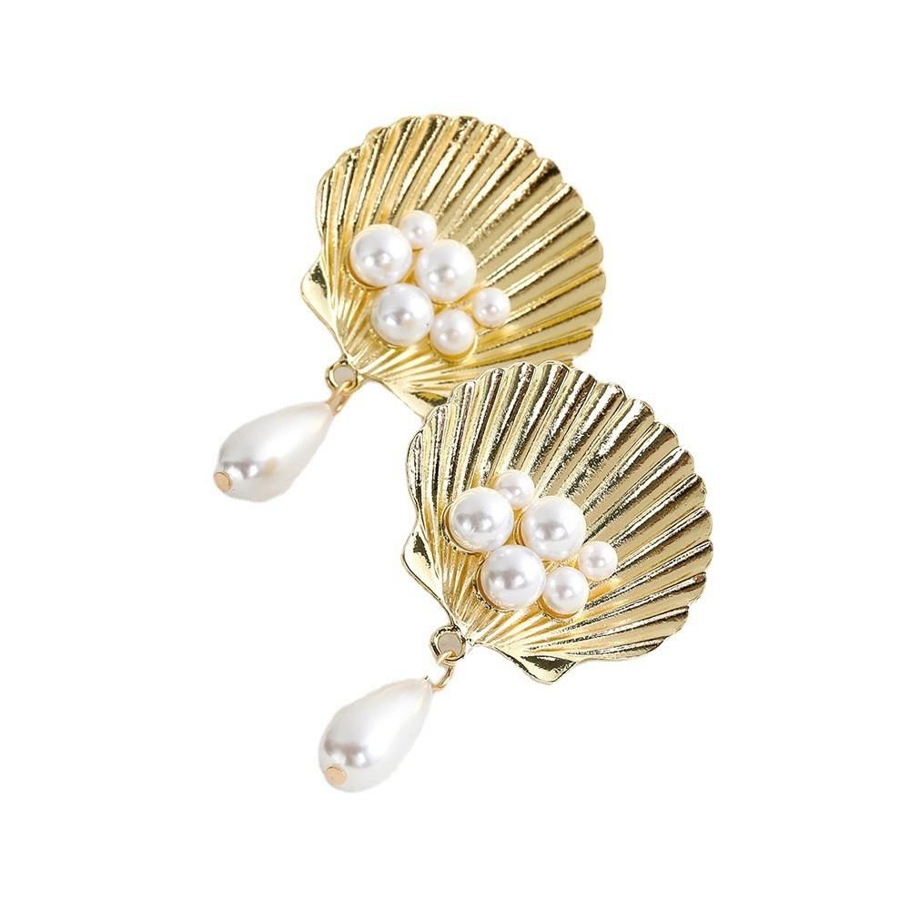 Trendy European American Natural Shell Pearl Earrings Chic Geometric Design Stylish Gold Alloy Jewelry