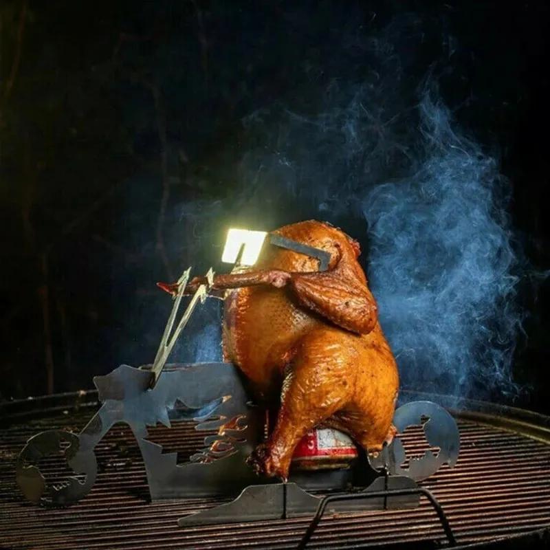 2025 new American Motorcycle BBQ Steel Rack with Beer Can Holder for Juicy and Funny Chicken Grilling Roast Barbecue Accessories to