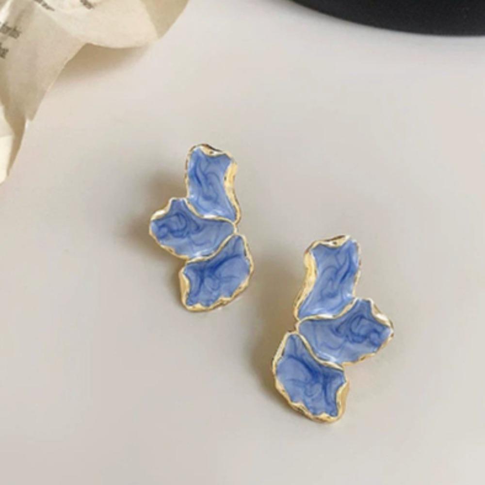 Vintage White Oil Dripping Flower Stud Earrings For Women Korean Metal Irregular Petal Post Earrings Jewelry Party Accessories