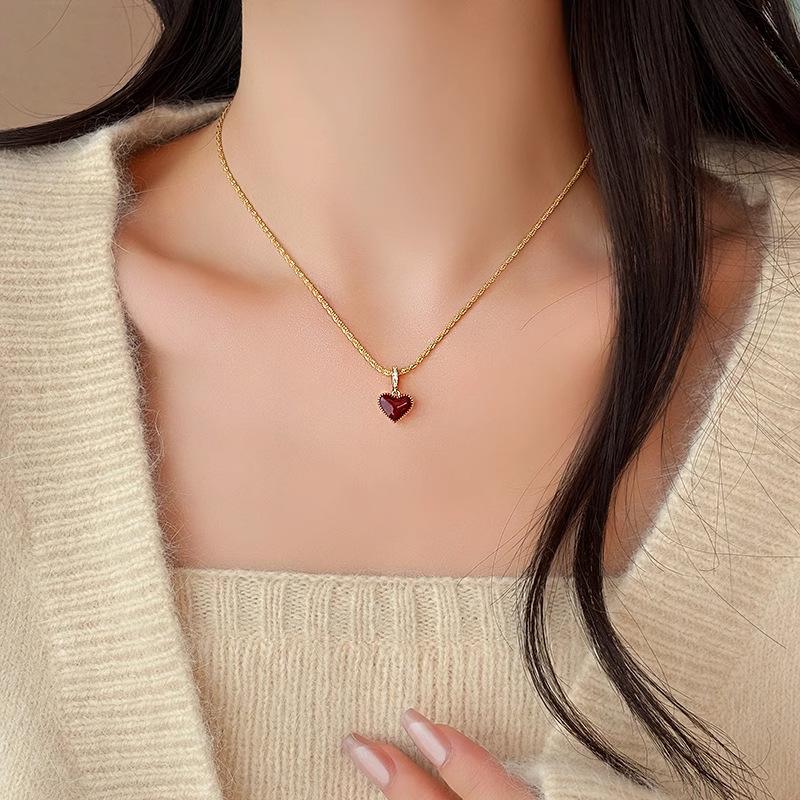 Women s Summer Light Luxury Versatile Love Necklace Love Necklace