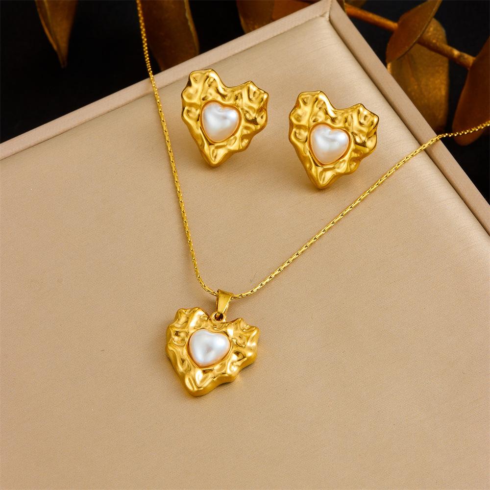 Vintage Heart Fan Shape Blue Turquoise Pearl Drop Earrings Necklace Set with Fashion Gold Accents
