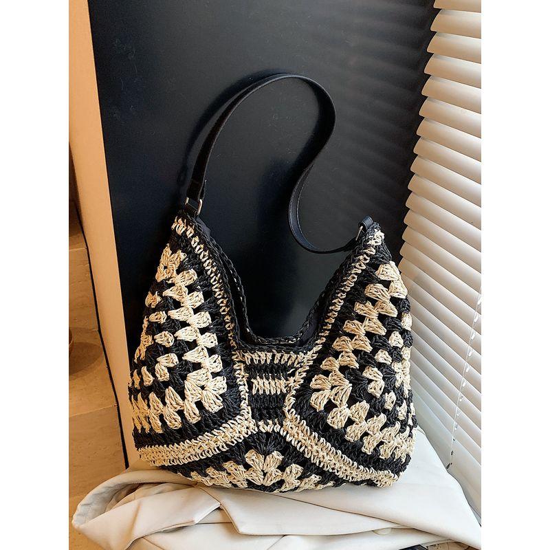 

Summer Super Popular Large Capacity Straw Woven Bag Women s 2025 New Arrival Seaside Vacation Style Relaxed Woven Tote Bag Pattern one