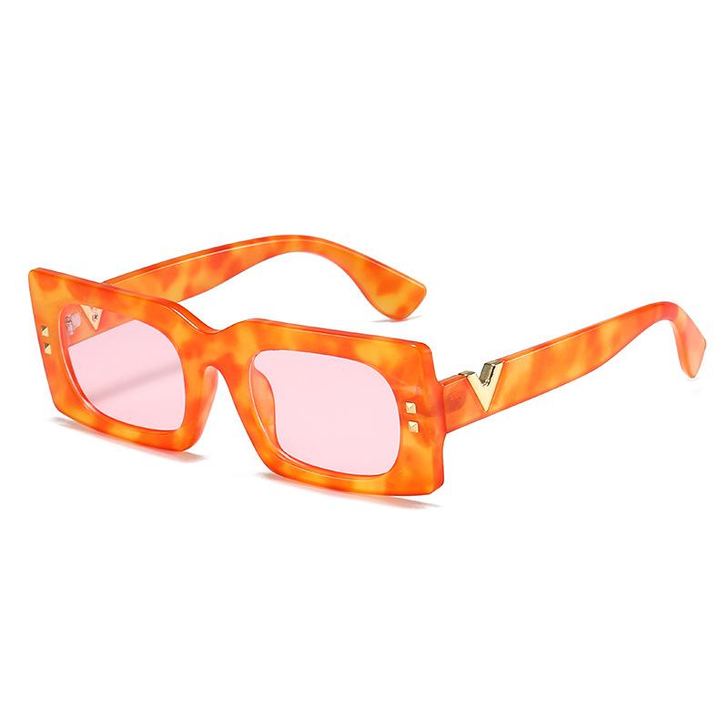 Y2K Square Rivet Sunglasses Women Men Vintage Punk Hip Hop UV400 Luxury Designer Shades