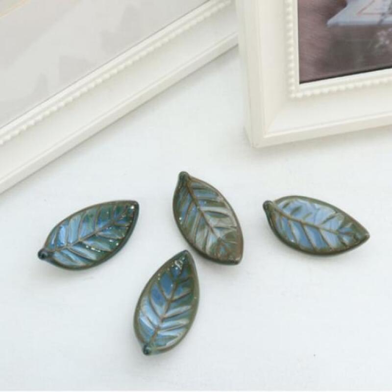 Vintage Leaf Chopstick Rest 4p