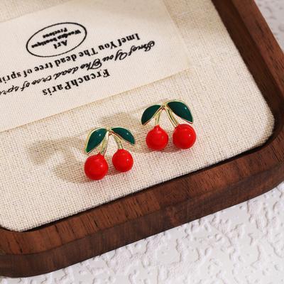 Cute, Small, Sweet Earrings, Red Fruit, Cherry Stud Earrings, Exquisite Small, Fresh And Fashionable Earrings.