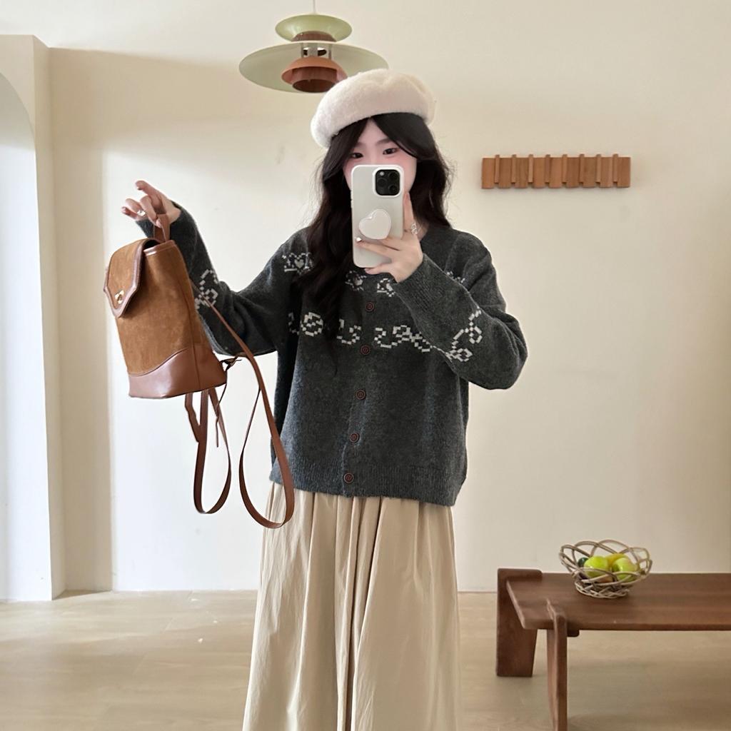 Retro Floral Embroidery Jacquard Design Sense Niche Long-sleeved Knitted Sweater Cardigan Color Matching Sweater Single-breasted Jacket Women
