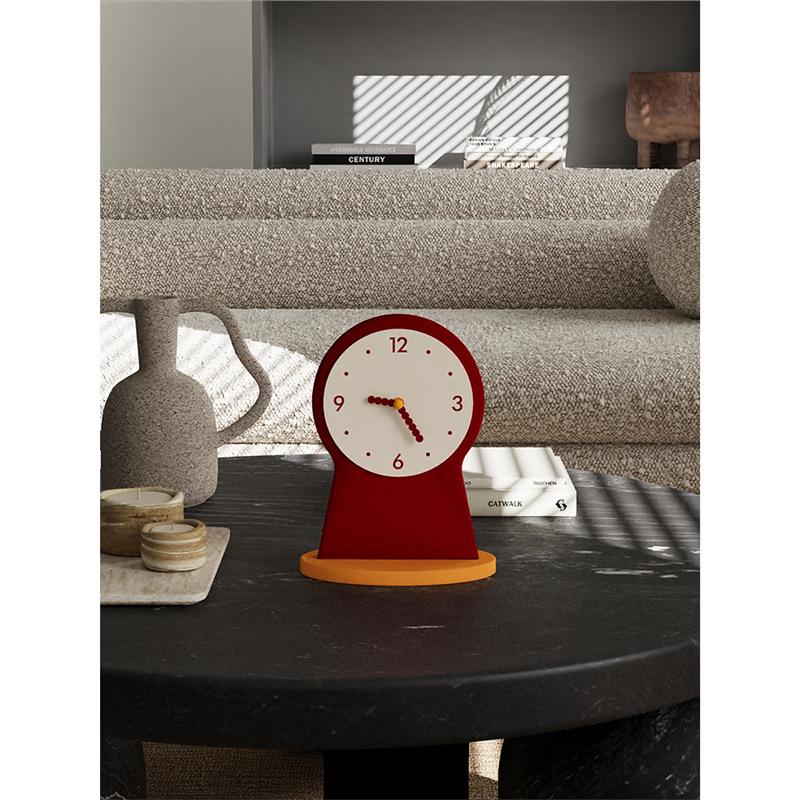 Elegant Desktop Clock Ornament: Creative Small Living Room & Bedside Table Display