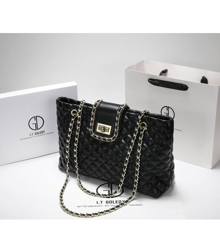 2022 Women's Genuine Leather Large Capacity Chain Tote Bag