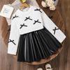 Vestiti da Ragazza Set per Bambini 2025 Autunno Moda Dolce Fiocco Manica Lunga Maglietta Lavorata a Maglia e Gonna in Pelle PU Set Due Pezzi