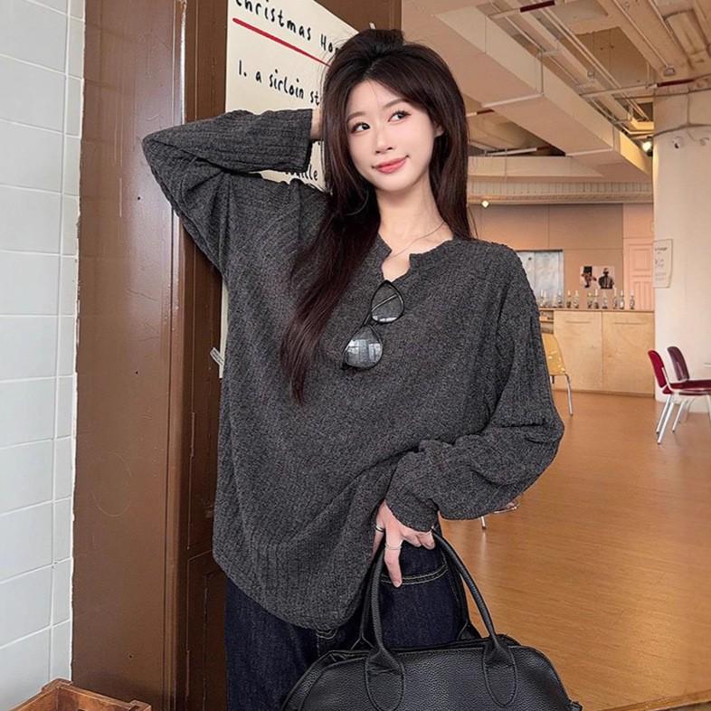 Solid Color Textured Long-Sleeve Women's Base Layer Shirt - Korean Style, Loose Fit for Spring/Autumn