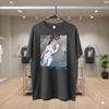 T-Shirt Unisex Comfort Colors con Grafica Foto Celebrazione Giocatore di Calcio - S031