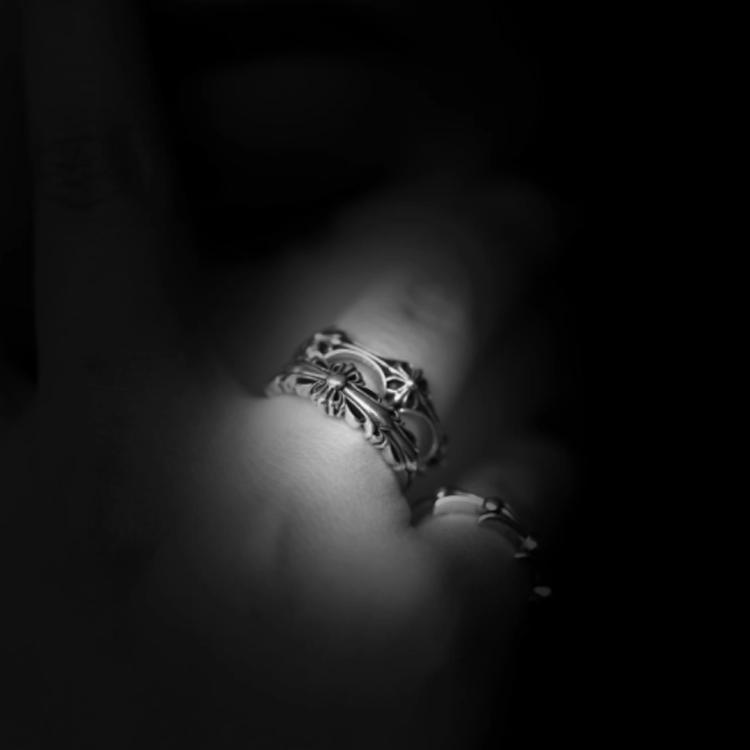 CHROME HEARTS Fischgrätenblumenring 925 Silber Unisex-Ring CH-JZ-525
