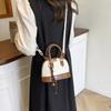 Handbag Fashion New Retro Shoulder Bag Women's Contrast Color Popular Portable Crossbody Shell Bag