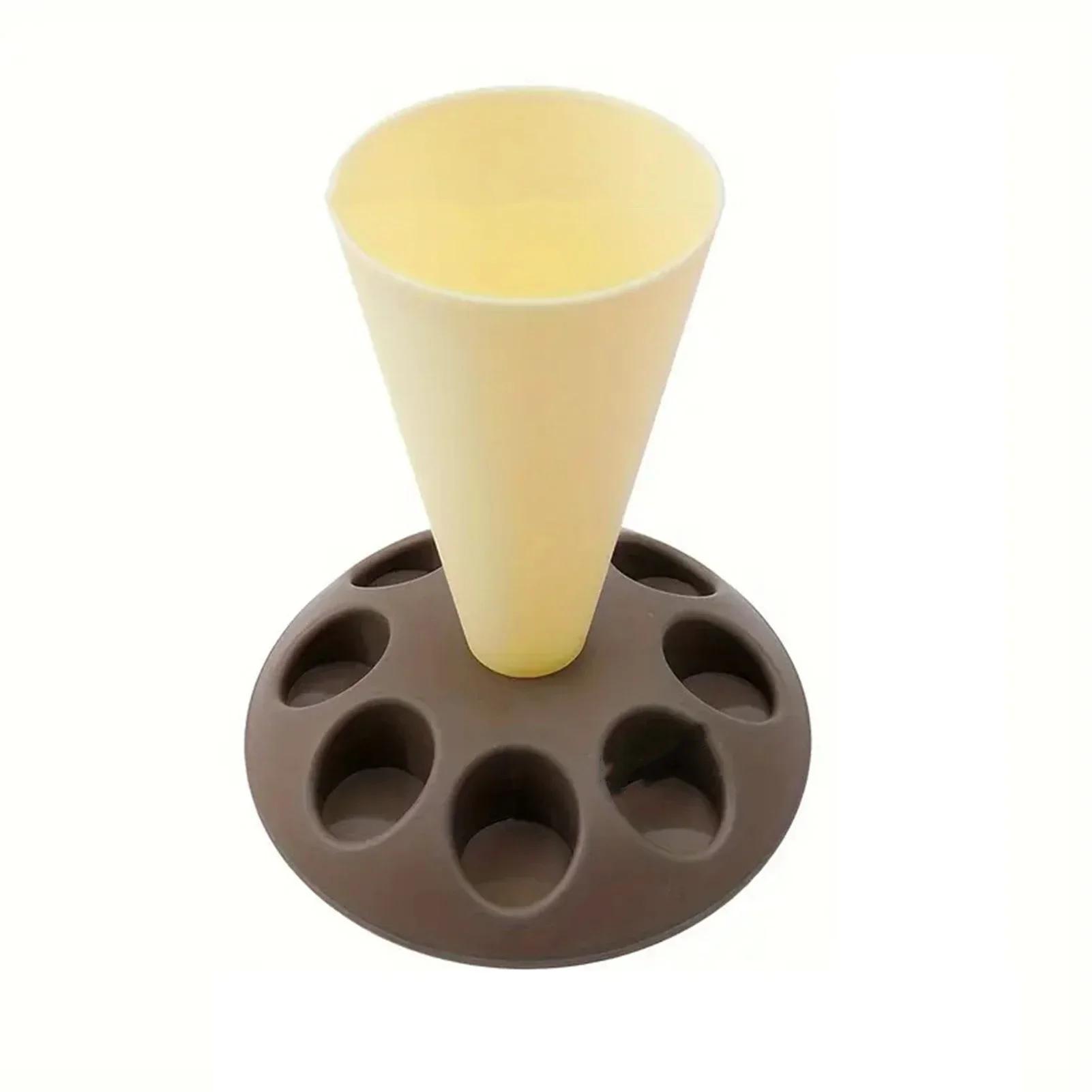 

Baking Storage Rack 8-Slot Large Capacity Piping Bag Nozzles Mounting Holder for Kitchen Baking Accessories