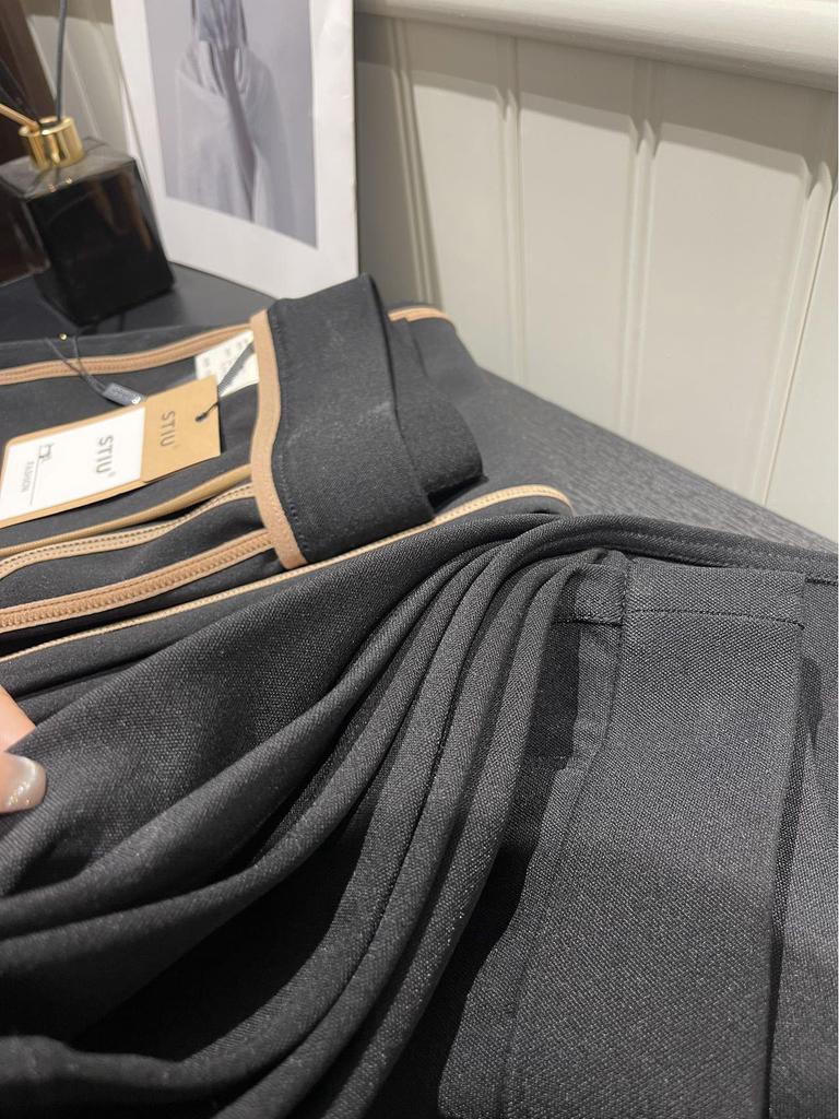 Women's High-Waisted Slimming Micro Flare Pants: Leg-Lengthening Spring/Summer Black Style