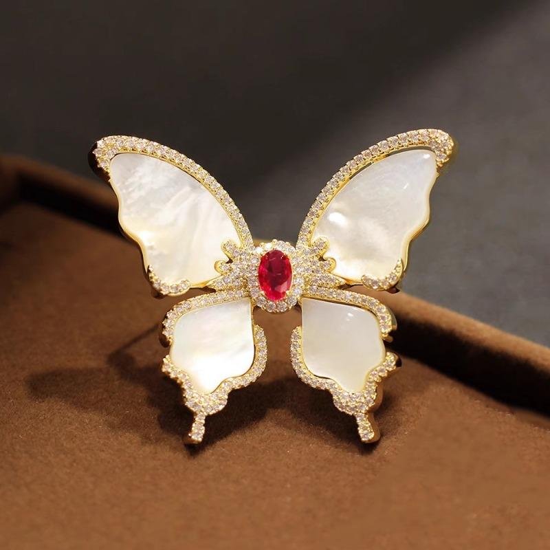 Retro and Elegant Shell Butterfly Brooch, Light Luxury Imitation Shell Butterfly Brooch, Elegant Anti-glare Pin