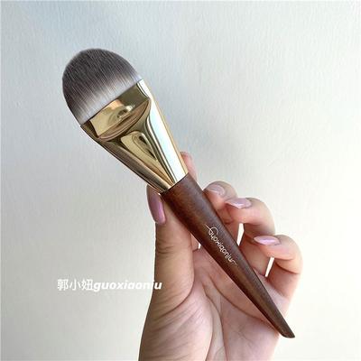AME - Foundation Brush