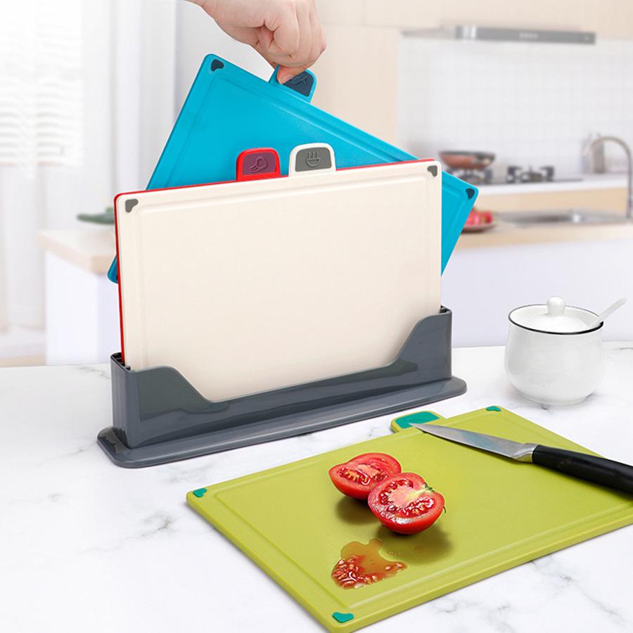 

Antibacterial Anti-mold Plastic Kitchen Cutting Board with Non-slip Design 4-piece Colored Set