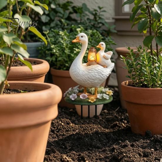Garden Stake Decor Decorative Acrylic Duck Ground for Outdoor Decor, Weather Resistant 2D Flat Parent Cute Goose Family Figure And Child Yard
