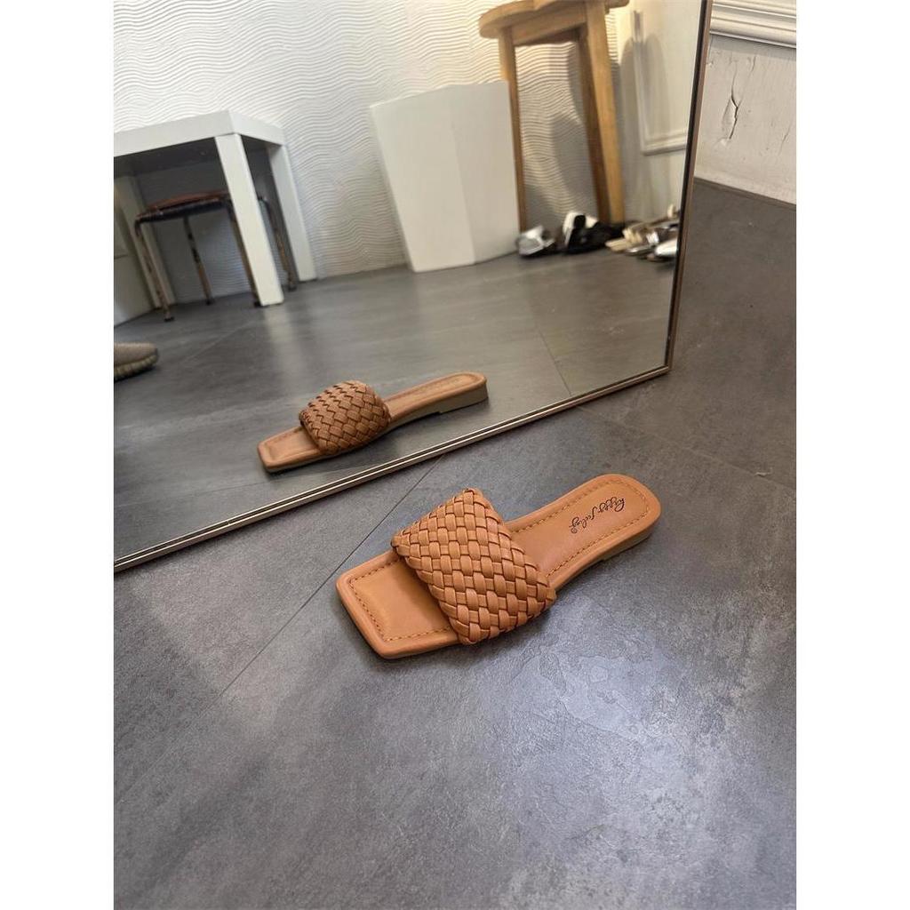 One-word Slippers Women Wear Flat-bottomed French Feeling In Summer 2025 Thai Sandals Women Beach Beach Vacation