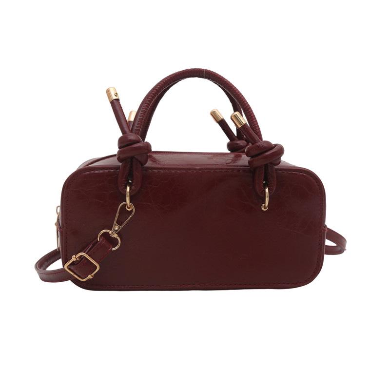 

Стильна сумка-подушка на одне плече Осінь/Зима 2025: Модна текстура Жіноча кросбоді 22cm Length x 8.5cm Width x 10.5cm Height