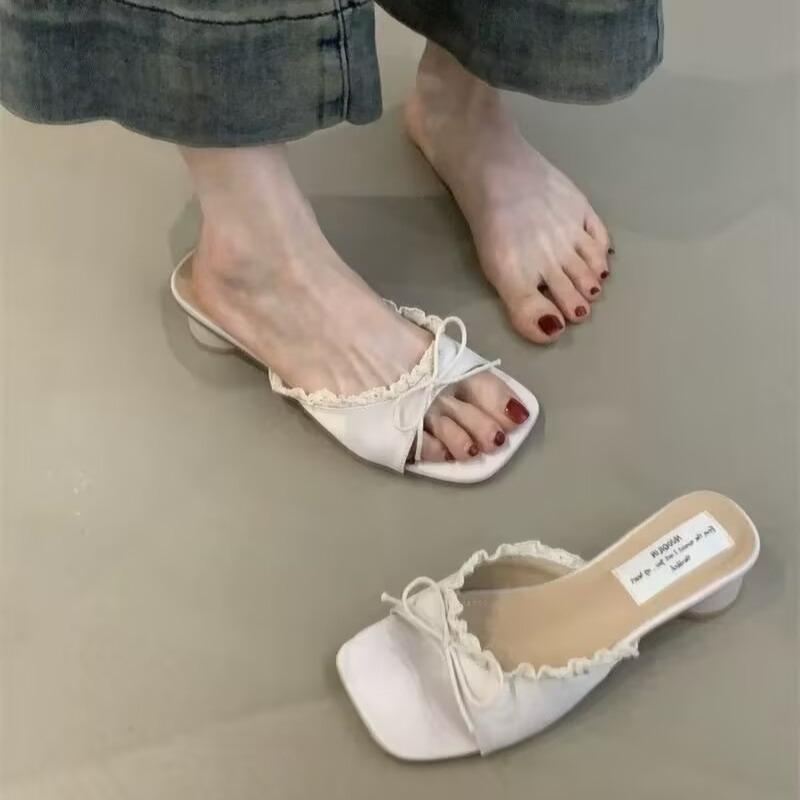 2026 New Woman Flops Platform Design Flat Base Slippers Women Trend Casual Non-slip Outdoor Slippers Fashion Bow Lace Slippers