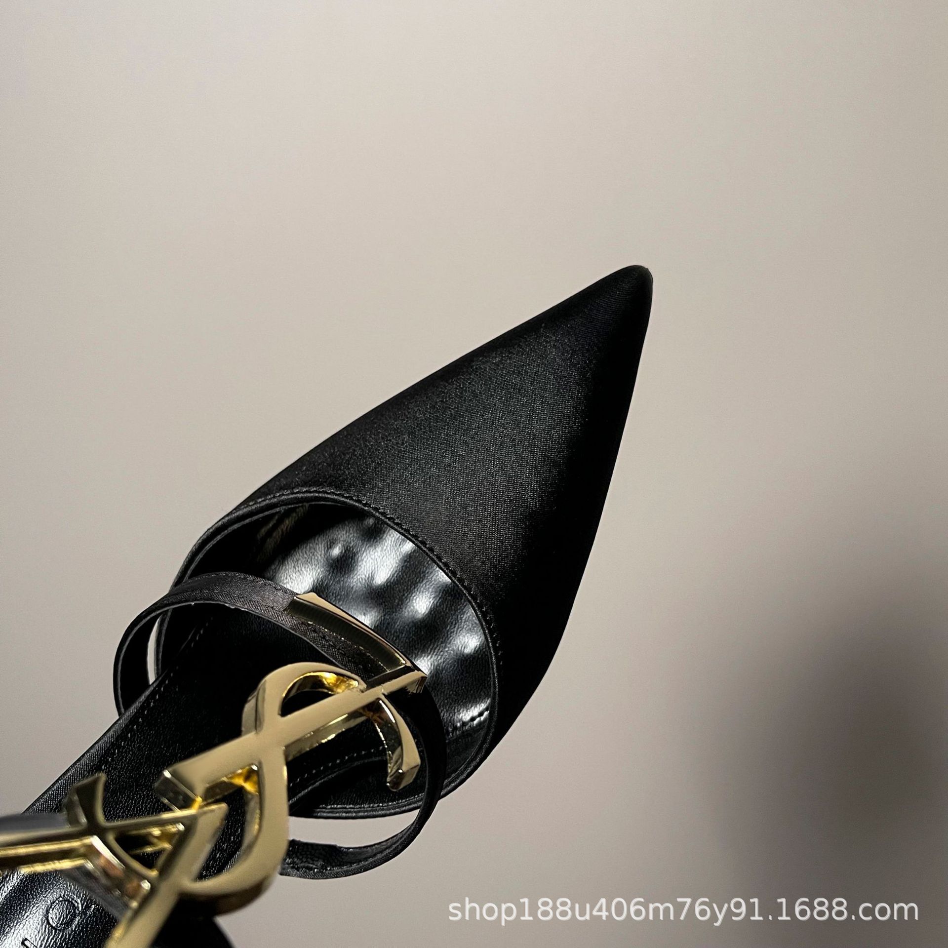 

[New] French sexy bag head high heel cool slippers women s new pointed thin heel light luxury one word with sandals 34