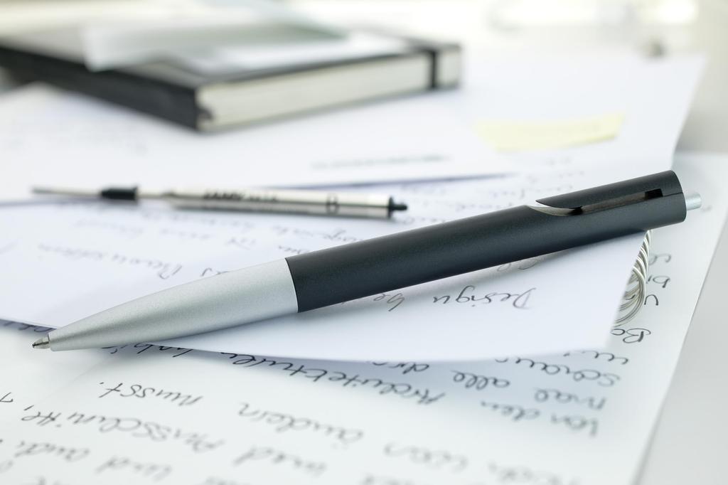 LAMY Ballpoint Pen LM16BK M Black Refill/Ink (Medium Nib)