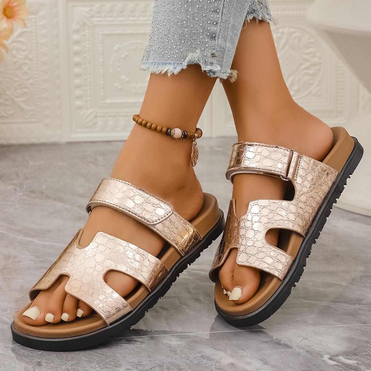 

Летняя нескользящая верхняя одежда новые шлепанцы на плоской подошве 35 шампанского