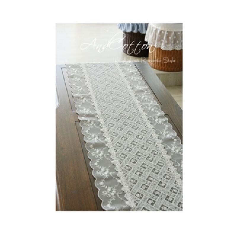 

Tiny Flower Runner [180cm] ivory