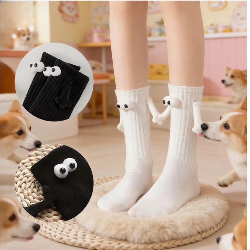 Holding Hands Socks Magnetic Couple Gifts, 3D Cartoon Eyes Funny Hand In Hand Tube Socks for Valentine's Day Christmas