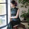 Grüner nationaler Stil neues chinesisches ärmelloses langes Cheongsam verbessertes junges neues Damen-High-End-Kleid Sommer
