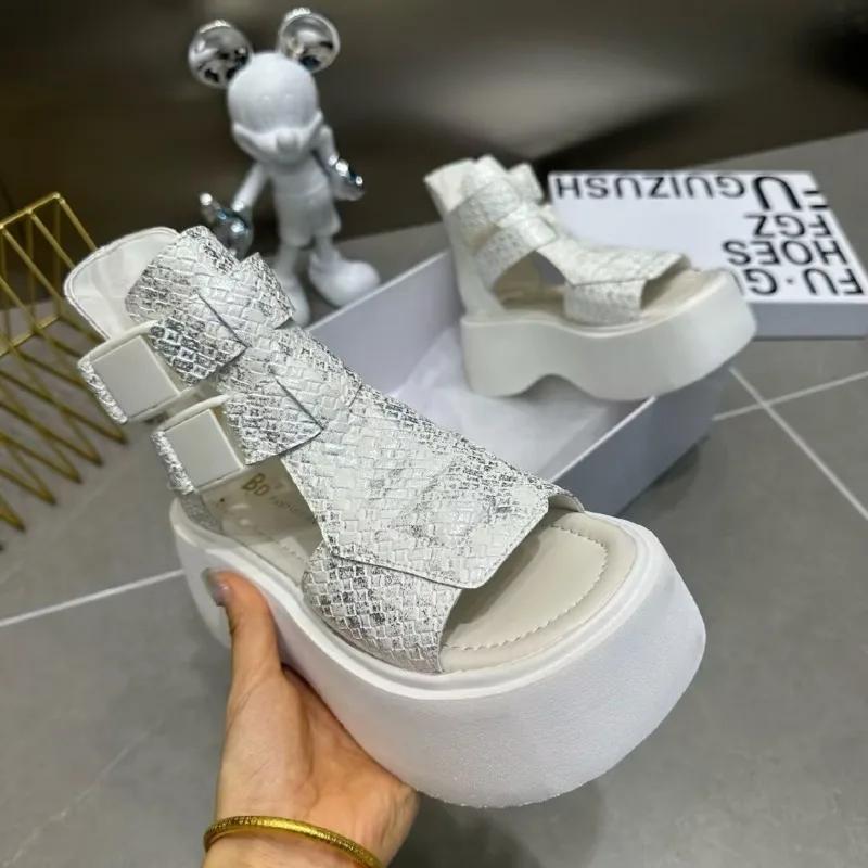 Fashion Women's Sandals Summer Breathable Beach Shoes for Women Fashion Non-slip Wedge Platforms Sandals Brand Hot Selling Women's Shoes