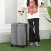 Yi Shijia PC Aluminum Frame Spinner Hardshell Luggage