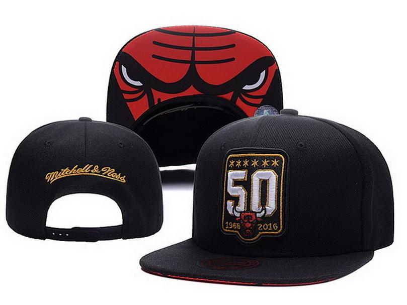 Chicago Bulls Cross Bull Embroidered Duckbill Cap, Unisex Korean Style Baseball Hat