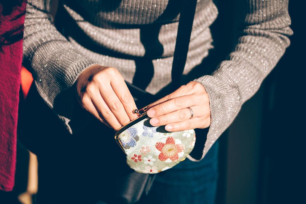 Kyoto Geibido Spänne Handgjord av japanska Tillverkad i Japan Rutig Nishijin-ori 3,3-tums Plånbok, Hantverkare, Mönster, (Rosa Mönster)