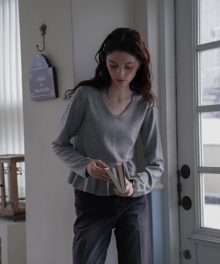 DEHEVE V-Neck Flare Shirring Knit [Gray]