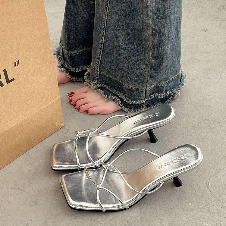 Nischenstil Feen-High-Heel-Sandalen High-End Sommer Sanft Gold Japanische Coole Hausschuhe Einfach