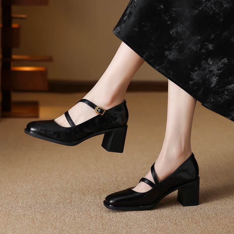 Krazing Pot Sheepskin Round Toe Size 41 Chunky High Heels Buckle Straps Vintage Autumn Pumps
