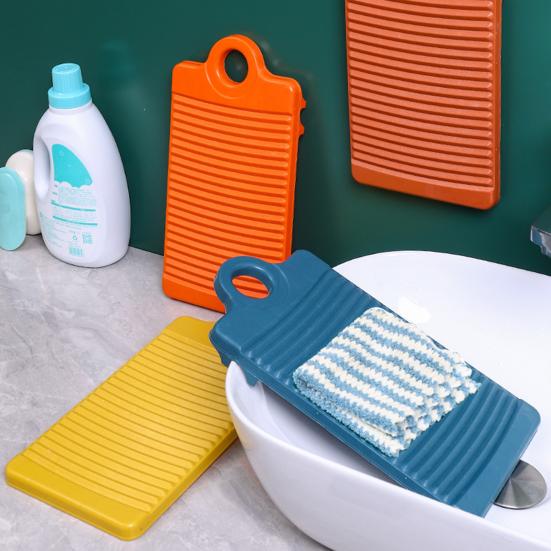 Plastic Washing Board with Wavy Stripe Surface and Anti-slip Design for Small Laundry Items
